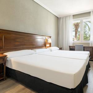 Camere doppia premium con terzo letto Hotel ILUNION Las Lomas Merida