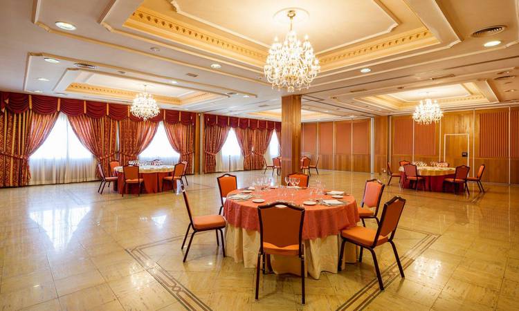 Sala Imperio Hotel Ilunion Las Lomas Merida Sala Imperio Hotel Ilunion Las Lomas Merida